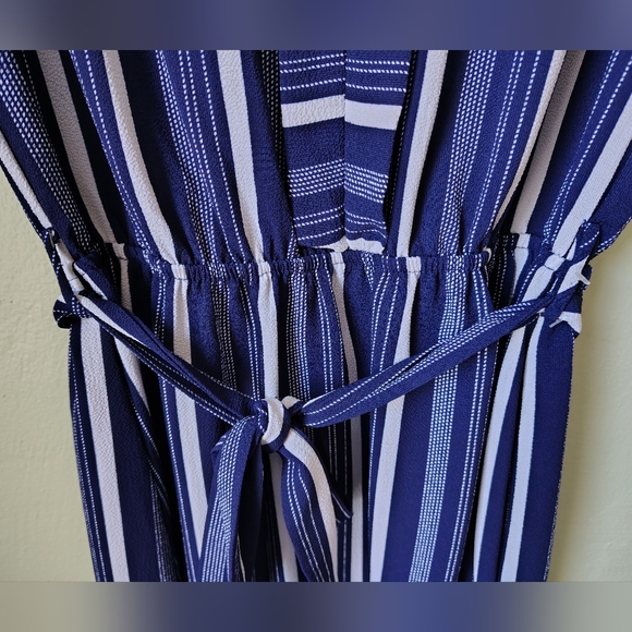 *NWOT* Monteau LA Women's Medium Blue & Black Striped Midi Dress Tie Waist - Picture 11 of 16